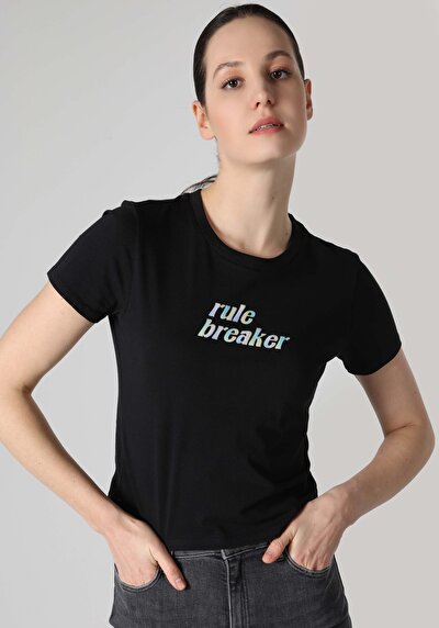 Image de T-shirt À Manches Courtes Noir Comfort Fit Femme