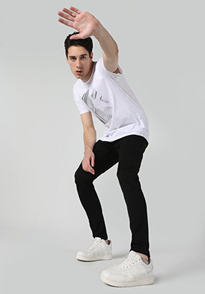 Image de T-shirt À Manches Courtes Blanc Regular Fit Imprimé Homme