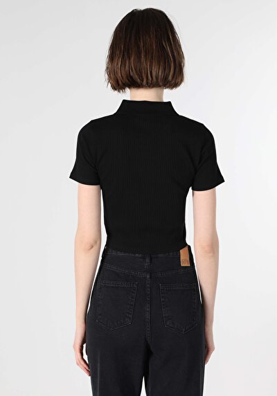 Afficher les détails de T-shirt À Manches Courtes Noir Slim Fit  Femme