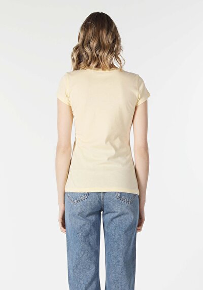 Image de T-shirt À Manches Courtes Jaune Slim Fit  Femme