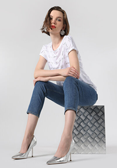 Afficher les détails de T-shirt À Manches Courtes Blanc Regular Fit  Femme