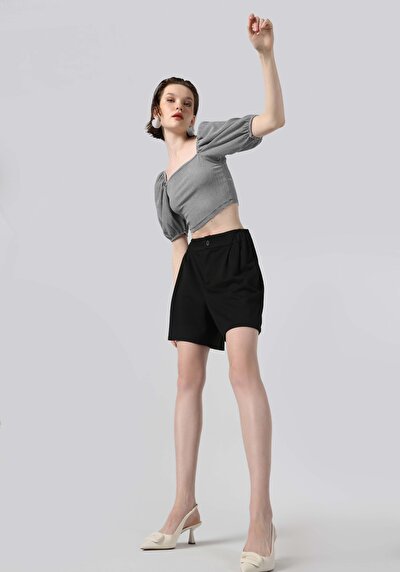 Image de Short Noir Regular Fit Femme