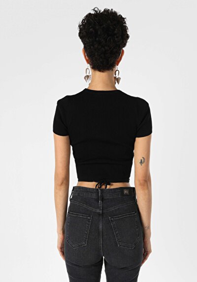 Afficher les détails de T-shirt À Manches Courtes Noir Slim Fit  Femme