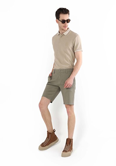 Afficher les détails de Short Kaki Regular Fit Homme