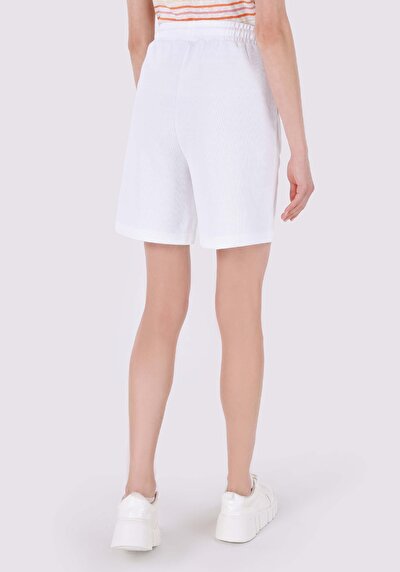 Image de Short Blanc Slim Fit Femme