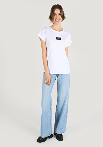 Image de T-shirt À Manches Courtes Blanc Regular Fit Imprimé Femme