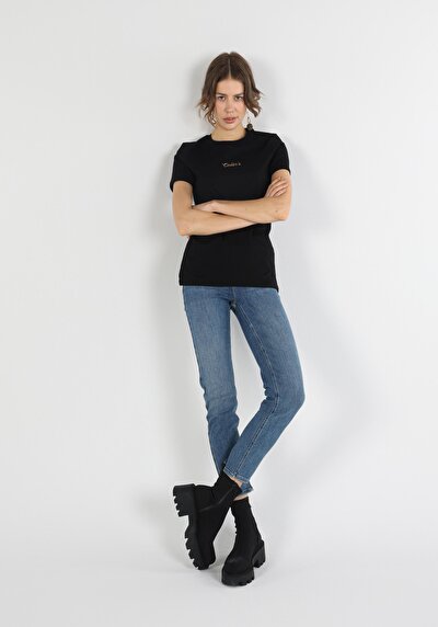Image de T-shirt À Manches Courtes Noir Regular Fit Imprimé Femme