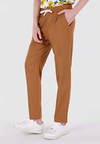 Image de Pantalon Marron Düz Paça Medium Rise En  Regular Fit Homme