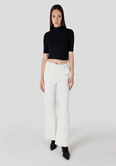 Image de T-shirt À Manches Courtes Noir Slim Fit Femme