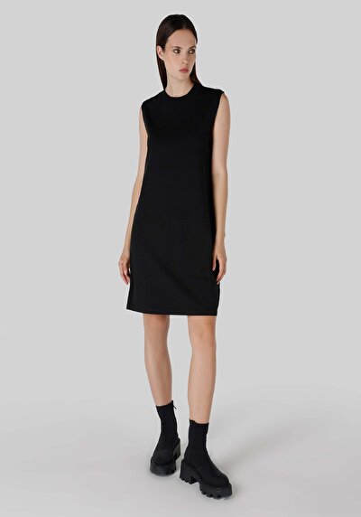 Image de Robe Noir Slim Fit Femme