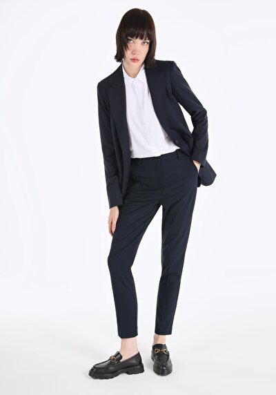 Afficher les détails de Pantalon Marine Narrow Leg  En  Slim Fit Femme