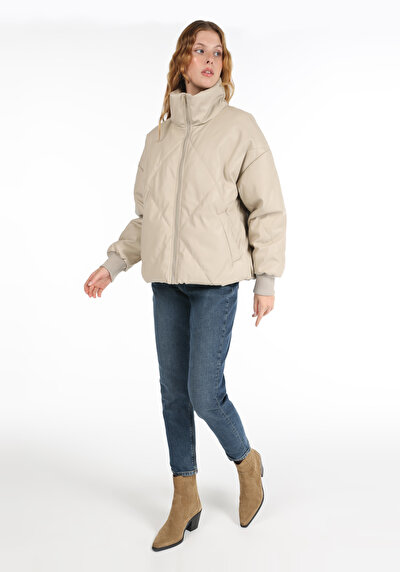 Afficher les détails de Veste Pu Beige   Regular Fit Femme