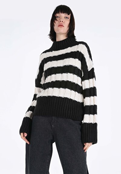 Image de Pull Noir    Femme