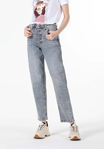 Image de 889 Katy Pantalon Denim Tapered Leg  En  High Boy Fit Femme