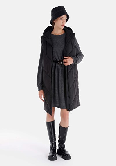 Image de Gilet Noir Regular Fit Femme