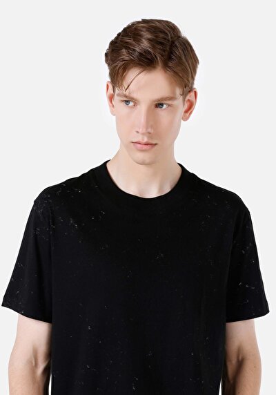 Image de T-shirt À Manches Courtes Noir Comfort Fit Imprimé Homme