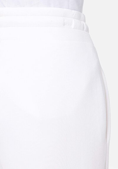 Afficher les détails de Pantalon De Survêtement Blanc Slim Fit Femme