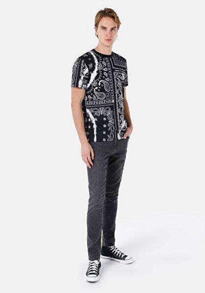 Image de T-shirt À Manches Courtes Noir Regular Fit Imprimé Homme