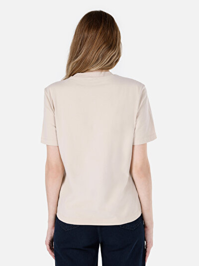 Afficher les détails de T-shirt À Manches Courtes Beige Regular Fit  Femme