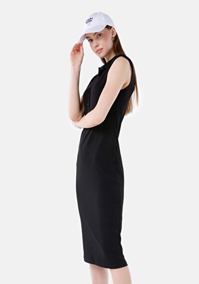 Image de Robe Noir Slim Fit Sans Manches   Femme