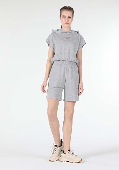 Image de Short Gris Regular Fit Femme