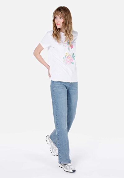 Image de T-shirt À Manches Courtes Blanc Regular Fit Imprimé Femme