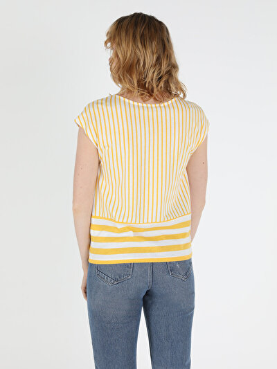 Image de T-shirt À Manches Courtes Jaune Regular Fit Femme