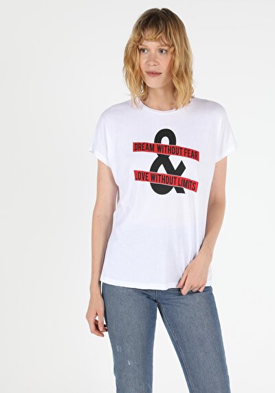 Afficher les détails de T-shirt À Manches Courtes Blanc Regular Fit  Femme