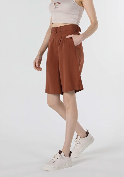 Image de Short Marron Regular Fit Femme