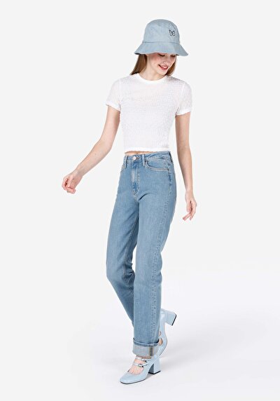 Image de T-shirt À Manches Courtes Blanc Slim Fit Droit Femme