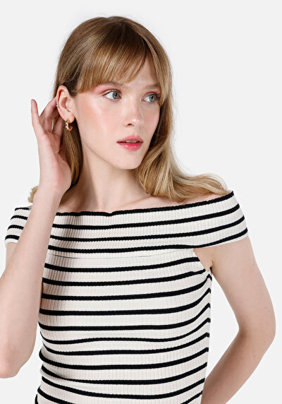 Image de T-shirt À Manches Courtes Noir Slim Fit Rayé Femme