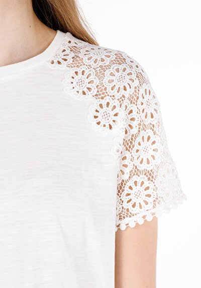 Afficher les détails de T-shirt À Manches Courtes Blanc Regular Fit Droit Femme