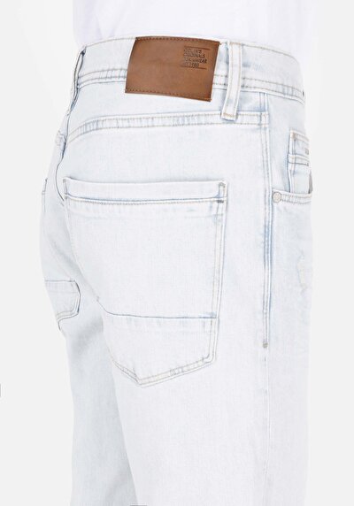 Afficher les détails de 044 Karl Pantalon Bleu Clair Straight Leg Low Rise En Jean Straight Fit Homme