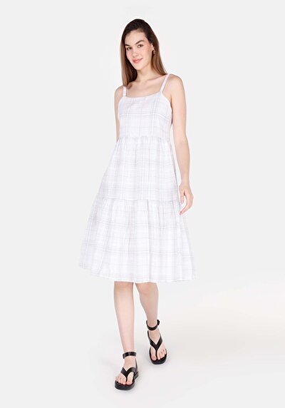 Afficher les détails de Robe Blanc Regular Fit    Femme