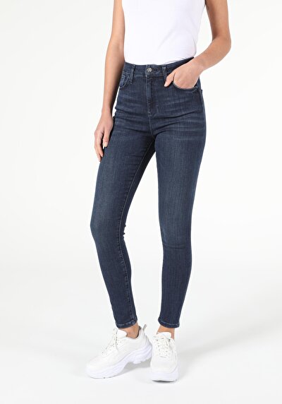 Image de 760 Diana Pantalon Denim Skinny Leg En Super Slim Fit Femme