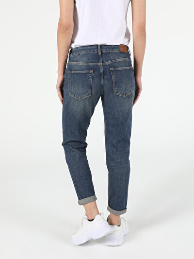Image de 893 Julia Pantalon Denim Tapered Leg En Boyfriend Fit Femme