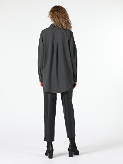 Image de Chemise À Manches Longues Anthracite Relaxed Fit Femme