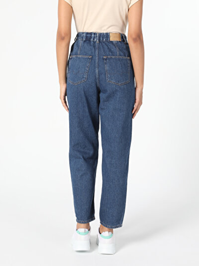 Image de 886 Dennis Pantalon Denim Tapered Leg  En  Slouchy Fit Femme