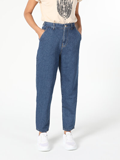 Image de 886 Dennis Pantalon Denim Tapered Leg  En  Slouchy Fit Femme