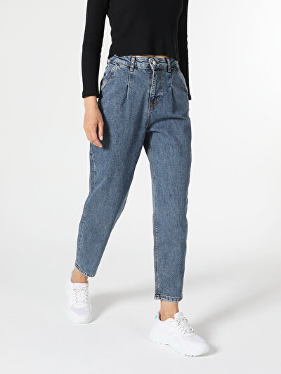 Image de 886 Dennis Pantalon Denim Tapered Leg  En  Slouchy Fit Femme