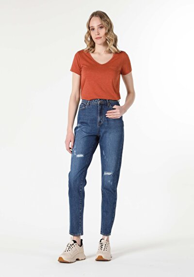 Image de 896 Maria Pantalon Denim Tapered Leg En Mom Fit Femme