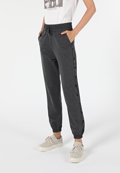 Afficher les détails de Pantalon De Survêtement Anthracite Regular Fit Femme