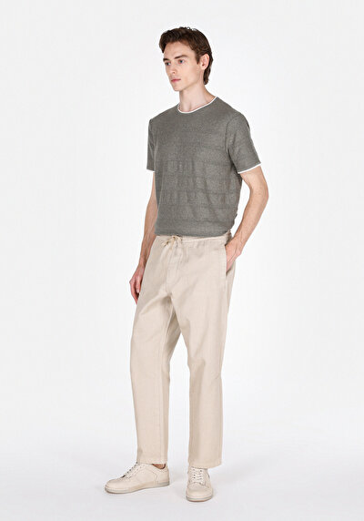 Image de Pantalon Beige Loose Leg Medium Rise En Gabardine Relaxed Fit Homme