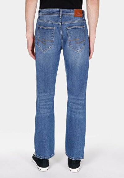 Image de 045 David Pantalon Straight Leg Medium Rise En Jean Regular Fit Homme