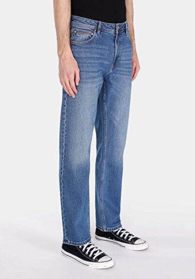 Image de 045 David Pantalon Straight Leg Medium Rise En Jean Regular Fit Homme