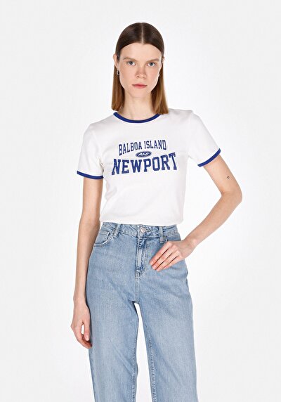 Image de T-shirt À Manches Courtes Blanc Slim Fit Imprimé Femme