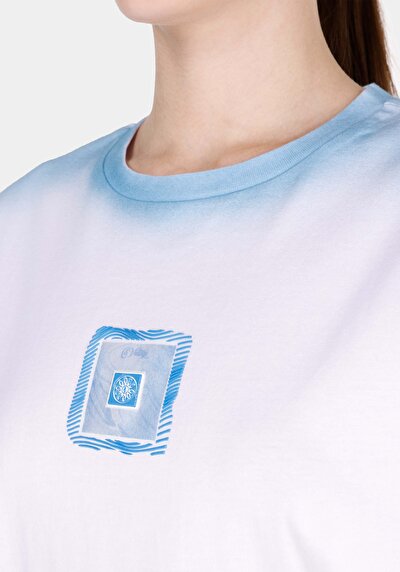 Image de T-shirt À Manches Courtes Blanc Comfort Fit Imprimé Femme