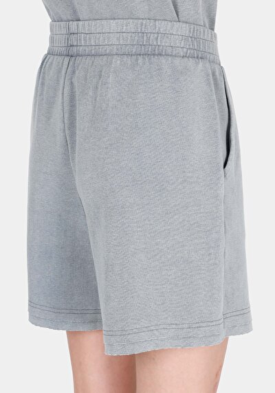 Afficher les détails de Short Gris Regular Fit Femme