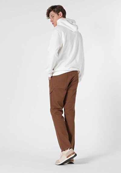 Image de Pantalon Marron Straight Leg  En  Regular Fit Homme
