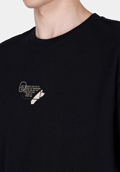 Image de T-shirt À Manches Courtes Noir Comfort Fit Jakarli Homme
